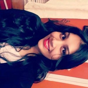 Meet your Posher, Sonaya